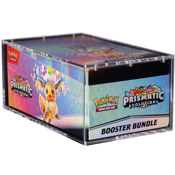 Sure! Here’s the rewritten sentence using your product data: Black rectangular box for The Acrylic Box: Pokémon Booster Bundle Display Akryl Case by The Pokémon Company. The packaging features an image of the clear acrylic case designed specifically for Pokémon Booster Bundle Display, with optimal protection and product details highlighted in white and blue text on the front and sides.